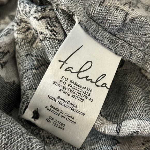 Talula Black and Brown Floral Button Down Shirt Size XS - Picture 6 of 10